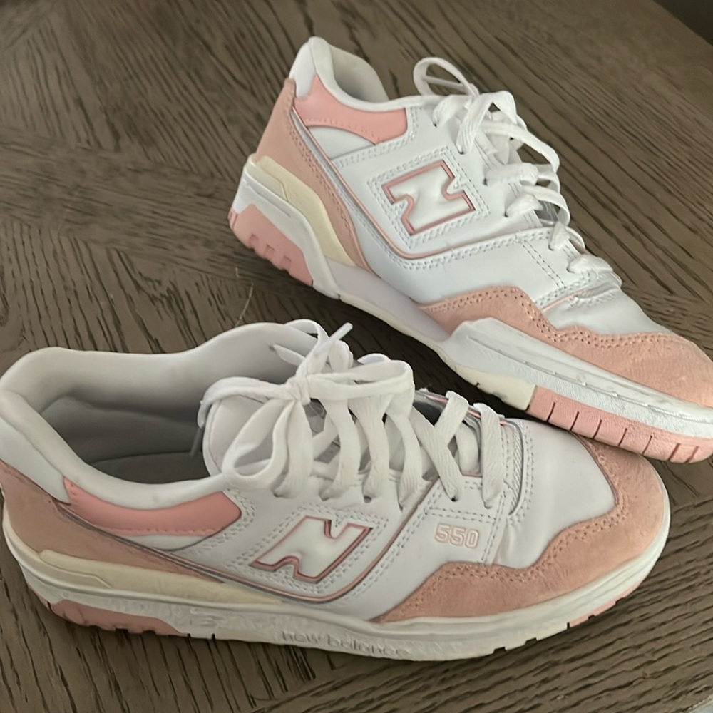 New Balance 550